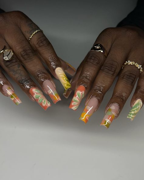 Earthy Nails Designs Square, Afrocentric Nails, Earth Tone Acrylic Nails, Hippie Nails Acrylic Boho, Nails Earth Tones, 70s Nails Retro, Earthy Nails, Groovy Nails, Sun Nails