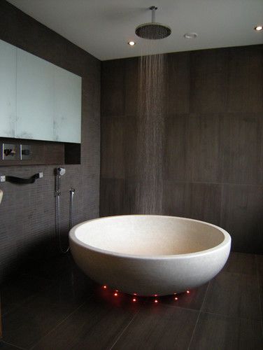 What a way to bathe! contemporary - bathroom - dublin - by DMVF Architects Drømme Bad, Casa Disney, Bathtub Shower Combo, Relaxing Bathroom, Bathroom Model, Bathtub Design, Bad Inspiration, Interior Minimalista, Bathroom Remodel Designs