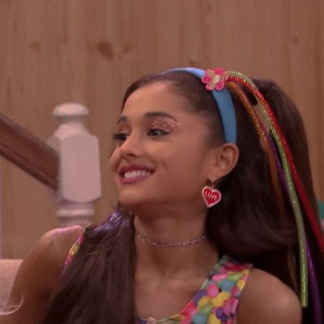 jimmy fallon 2015 (ew!) Ew Jimmy Fallon, Ariana Grande Icon, Jimmy Fallon, Ariana Grande, Hair Wrap, Hair Styles, Hair, Beauty, Quick Saves