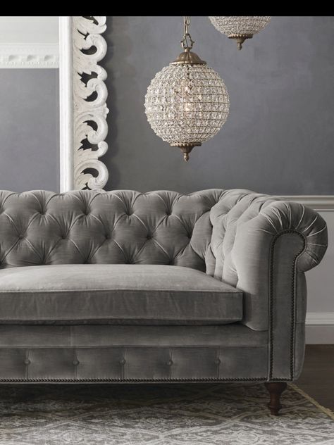 Tufted Couch Living Room, Tufted Sofa Living Room, Grey Tufted Sofa, Gray Sofa Living, Pinterest Living Room, Grey Sofa Living Room, Tufted Couch, Living Room Sofa Design, Tufted Sofa