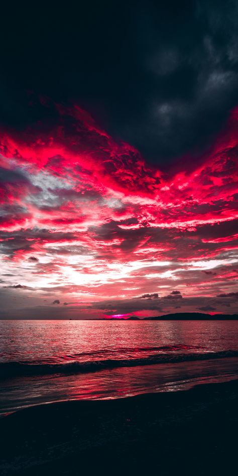 Maroon Aesthetic, Sunset Iphone Wallpaper, Red Clouds, Red Cloud, Red Sunset, Sky Pictures, Cloud Wallpaper, Pretty Landscapes, Tapeta Pro Iphone