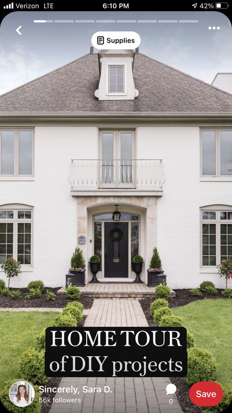 Exterior House White, French Garden Decor, Nantucket Style Homes, Painted Brick Exteriors, French Country Ideas, Dublin House, Beach House Aesthetic, White Exterior Houses, Houses Bloxburg