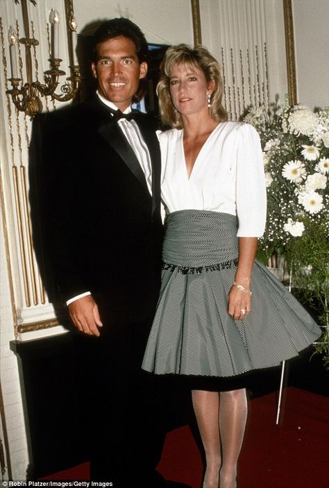 The change: Tennis champ Chris Evert revealed that the hormonal changes associated with menopause contributed to the end of her 18-year marriage to Olympic downhill skier Andy Mill in 2006 (pictured in 1988) Chris Evert Tennis, Chris Evert, Tennis Legends, Wide World Of Sports, Hormonal Changes, Wide World, World Of Sports, Tennis Players, To The End