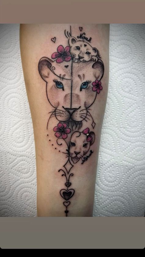 Mother Son And Daughter Tattoo, Mother Son And Daughter, Mother And Son Tattoo Ideas, Tattoo Mother, Mother Son Tattoos, Lion King Tattoo, Football Tattoo, Son Tattoo, Tattoo Lion