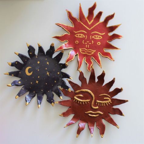 Cullentragh clay Sun Air Dry Clay, Spiritual Clay Ideas, Boho Air Dry Clay Projects, Sun Clay Art, Clay Dough Ideas, Hippie Clay Art, Air Dry Clay Moon, Pottery Sun, Hippie Crafts