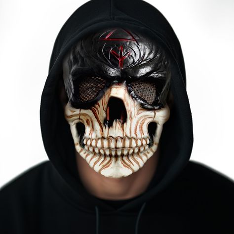 Skull halloween makeup