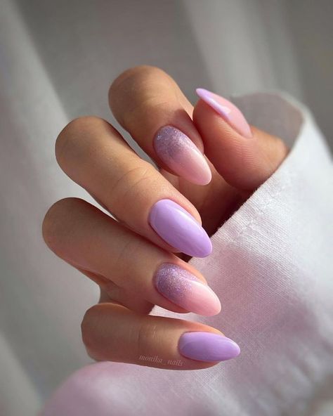 Purple And Pink Nails, Purple And Silver Nails, Grad Nails, Purple Nail Art Designs, Purple Glitter Nails, Purple Nail Art, Lilac Nails, Graduation Nails, Purple Nail Designs