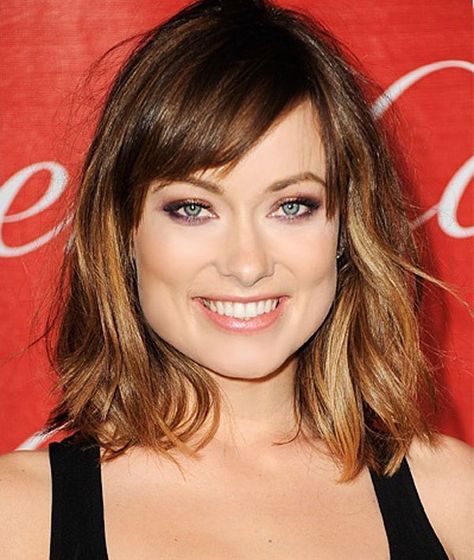 20 Attractive and Stylish Hairstyles for Square Faces - Haircuts & Hairstyles 2019 Square Face Hair, Hair Square Face, Choppy Lob, Square Jaw, Kate Gosselin, Long Bob With Bangs, Spring Haircuts, Haircut For Square Face, Long Bobs