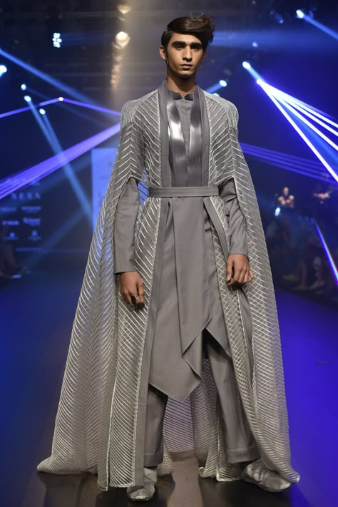 Men Couture Fashion, Mens Fantasy Fashion, Male Fashion Show, Fancy Outfits Men, Mens Wedding Outfit, Mens High Fashion, Menswear Wedding, Couture Menswear, Amit Aggarwal