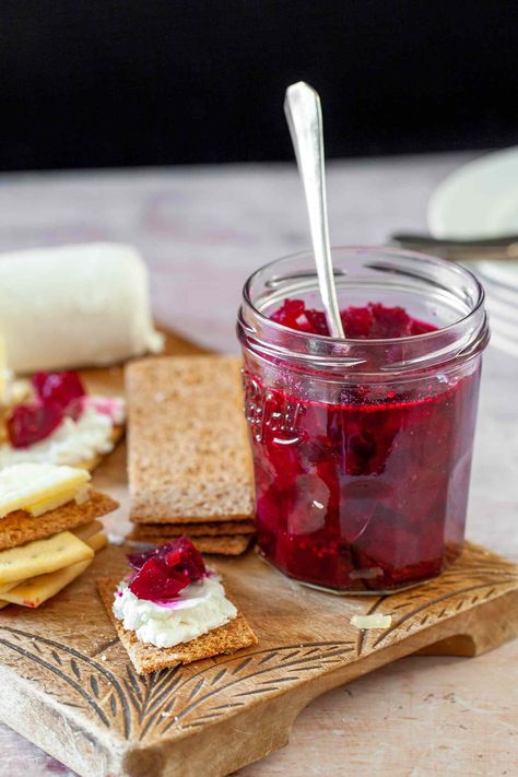 Beet Chutney, Canning Rack, Preserving Recipes, Canning Recipe, Beet Recipes, Pickled Beets, Chutney Recipe, Recipe Blog, Chutney Recipes