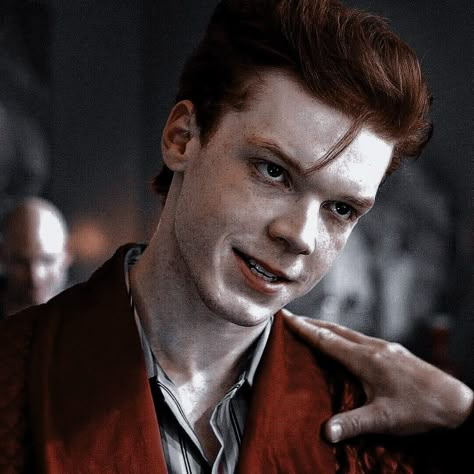 Jerome Valeska Joker, Joker Icon, Mcdonalds Funny, Cameron Monaghan Gotham, Jerome Gotham, Who's The Boss, Gotham Series, Ian And Mickey, Gotham Villains