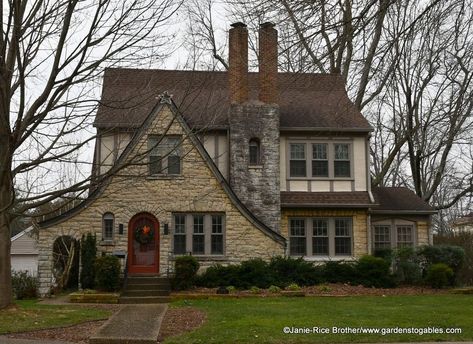 #TudorTuesday! Of all of the the... - Gardens to Gables American Cottage, Tudor Revival, Old Mansions, House Aesthetic, Outdoor Decorating, House Exteriors, The Tudor, Things I Love, Bloxburg House