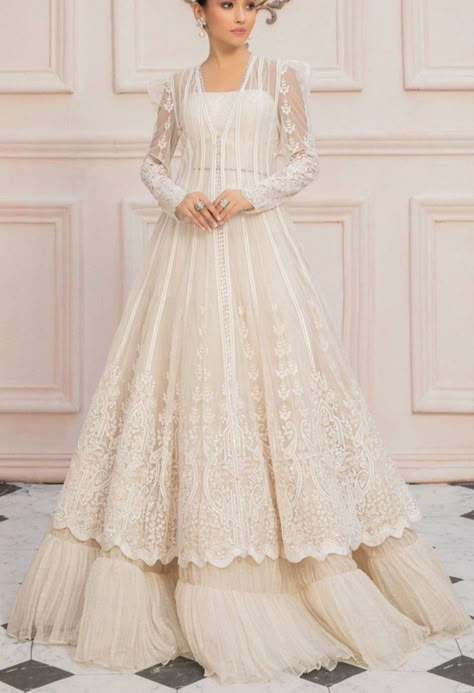 Dress For Brothers Wedding, White Frock Design, Dress For Sister Wedding, Rukhsati Dress, Nikkah Outfit, Shadi Dress, Nikah Wedding, White Frock, Desi Clothing