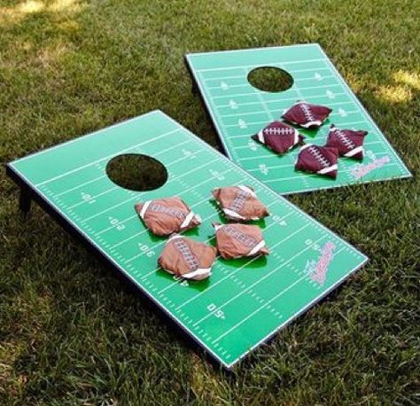 Tailgate Party Decorations, Tailgating Snacks, Superbowl Party Games, Superbowl Party Decorations, Church Picnic, Super Bowl Party Ideas, Stag And Doe, Football Parties, Bean Bag Toss Game