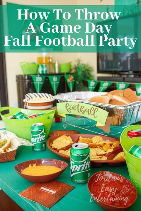 #AD Host the ultimate fall football parties this season with these easy party tips! Football Party Ideas | Football Party Food | Football Party Decorations @SheSpeaksUp #HostwithCocaCola Party Food Football, Football Party Snacks, Football Party Ideas, Superbowl Recipes, Baseball Party Decorations, Entertaining Tablescapes, Football Party Decorations, Football Parties, Thanksgiving Football