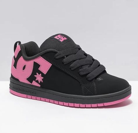 Shoes 2000s, Dc Sneakers, Dc Court Graffik, Black Hot Pink, Hype Shoes, Action Sports, Swag Shoes, Fashion Music, Dc Shoes