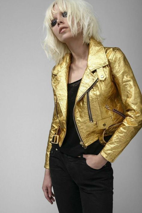 Gold Jacket Outfit, Biker Jacket Outfit, Fall Dressing, Pineapple Leather, 80s Party Outfits, Ballerina Outfit, Diy Fashion Projects, Leather Clothing, Age Gracefully