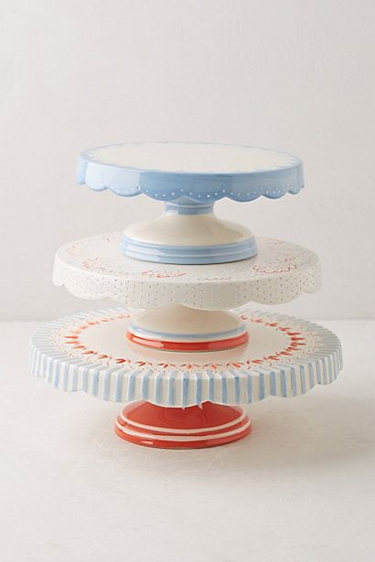 scalloped celebration cake stand #anthrofave #kitchen Unique Cookware, Scalloped Cake Stand, Unique Cake Stands, Scalloped Cake, Entertaining House, Cake Platter, Dessert Aux Fruits, Colorful Kitchen, Tiered Cake