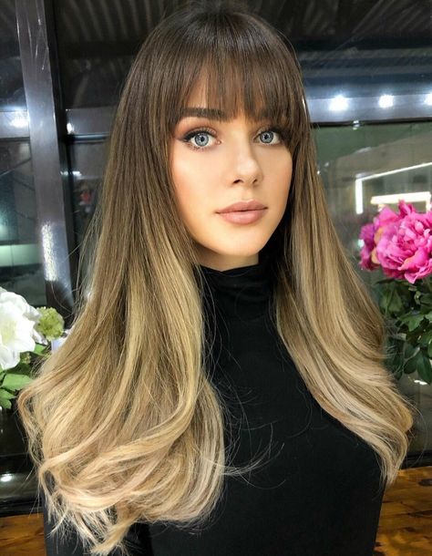 40 Hot Wispy Bangs That Are So Trendy in 2021 - Hair Adviser Gothic Balayage Hair, Balayage Bangs, Oval Face Bangs, Messy Wavy Hair, Women Haircuts Long, Fringe Hair, Oval Face Hairstyles, Fun Hair, Oval Face Shapes