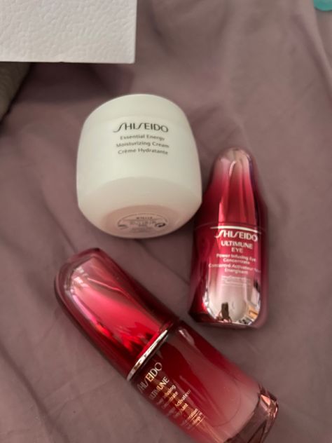 Shiseido skincare simple love Shiseido Aesthetic, Shiseido Skincare, Face Skin Care Routine, Routine Aesthetic, Face Skin Care, Fashion Baby, Simple Skincare, Inner Child, Face Skin