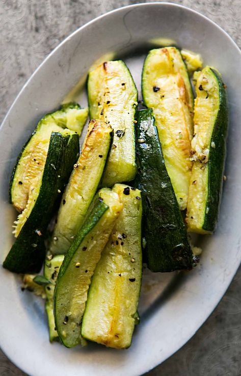 Oven roasted zucchini with olive oil, garlic, black pepper, and Herbes de Provence. Recipes Meatloaf, Zucchini In The Oven, Recipes Steak, Recipes Salmon, Roasted Zucchini, Recipes Potato, Recipes Shrimp, Recipes Fish, Fresh Zucchini