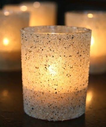 And a warm glowing sand craft idea to create a beachy ambiance at night. Simply glue beach sand onto glass votive candle holders. Original source no longer available. Beach Sand Crafts, Sand Crafts, Votive Candle Holder, Beach Diy, Candle Craft, Glass Votive, Beach Crafts, Deco Floral, Sand Art