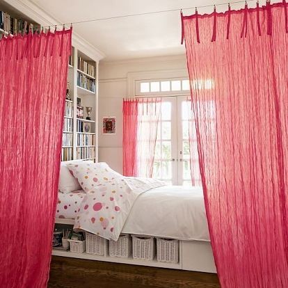 Ways To Separate A Room, Kids Room Storage Solutions, Small Shared Bedroom, Room Separation, Girl Curtains, Curtain Divider, Kids Room Curtains, Divide And Conquer, Bookshelves In Bedroom