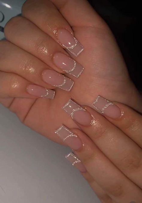 Glitter Outline French Nails, French Tips With Outline, Glitter Outline Nails, French Tip Outline Nails, Outline French Tip Nails, Outline French Tip, 18th Birthday Nails Ideas, French Tip Outline, Clear French Tip