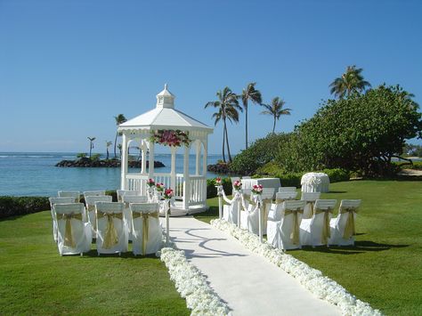 The Kahala Hotel and Resort on Oahu, Hawaii is a beautiful location for a wedding. Wedding Hawaii, Hotel And Resort, Oahu Hawaii, Hawaii Wedding, Hotel Wedding, Backyard Wedding, Oahu, Hotels And Resorts, A Wedding