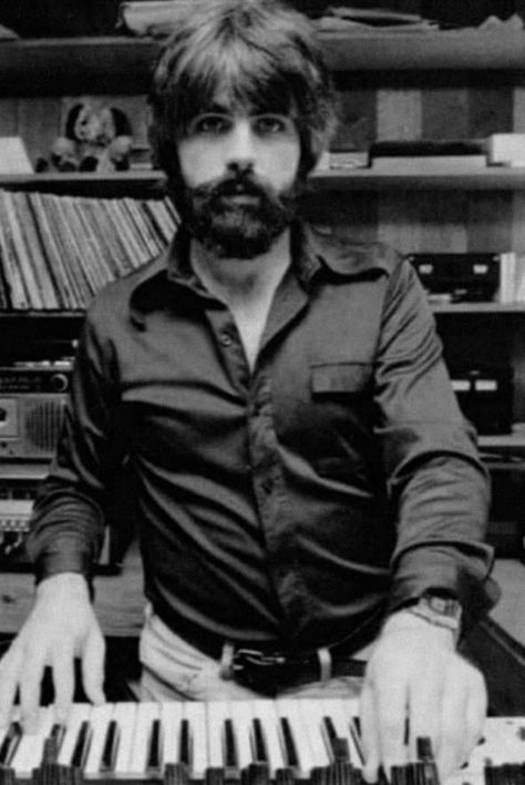 Michael Mcdonald 70s, Funk And Soul, Michael Mcdonald, Doobie Brothers, The Doobie Brothers, Steely Dan, Mc Donald, 70s Music, Bear Men