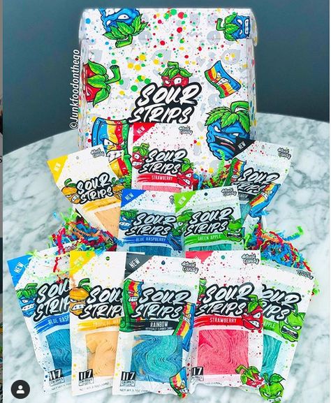 Sour Candy Aesthetic, Crazy Packaging, Sour Strips, Sour Candy Recipe, Valentines Wishes, Apple Rainbow, Candy Drawing, American Snacks, Candy Board