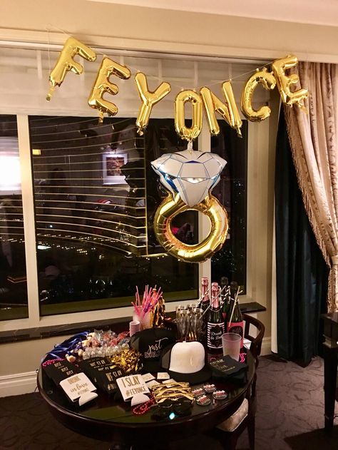 Beyonce Bachelorette, Vegas Bachelorette Party, Themed Bachelorette, Awesome Bachelorette Party, Vegas Bachelorette, Bachelorette Party Planning, Bridal Bachelorette Party, Bachelorette Party Games, Bachelorette Trip