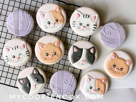 Alicia | Do you have pets? . . . . . . #Thecookienooknj #cookies #royalicing #sugarcookie #cookieart #decoratedcookies #decoratedsugarcookies… | Instagram Cat Birthday Cookies Decorated, Cat Royal Icing Cookies, Cute Royal Icing Cookies, Cat Sugar Cookies Decorated, Cat Cookies Decorated, Kitten Cookies, Cat Sugar Cookies, Cookie Royal Icing, Animals Cookies