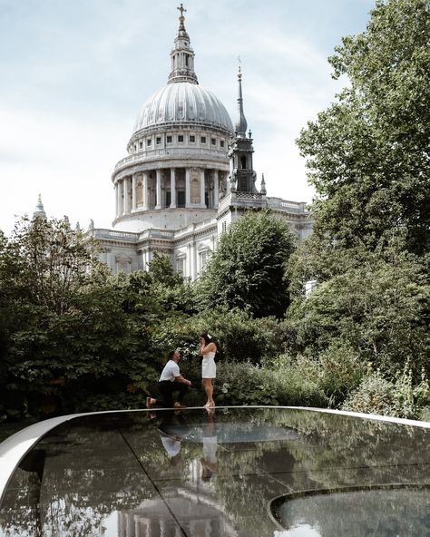 The most beautiful spot in london for a surprise proposal and engagement photos has got to be st. Pauls cathedral. #stpaulscathedral #londonengagement  #surpriseproposal #londonproposal #londonphotography London Proposal, Proposal Spots, St. Paul’s Cathedral, London Landmarks, St Pauls Cathedral, Surprise Proposal, Nails Done, Take Note, Proposal Engagement