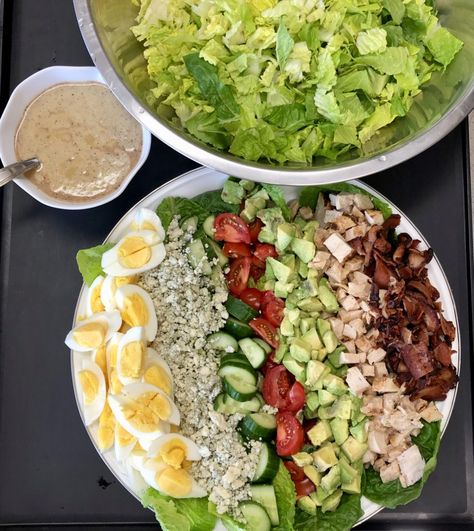 Brown Derby Cobb Salad, Brown Derby Restaurant, Cobb Salad Dressing, Endive Salad, Brown Derby, Head Of Lettuce, Crumbled Bacon, Green Tomatoes, Watercress