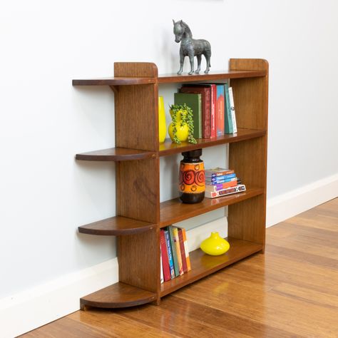 Diy Curved Bookshelf, Wavy Bookshelf, Curved Bookshelf, Curved Bookcase, Retro Bookcase, Retro Bookshelf, Round Shelves, Wood Bookshelves, Bookshelves Kids