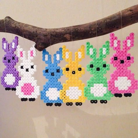 17 Best images about Perler Bead Easter on Pinterest | Rabbit ... Perler Bead Easter, Easter Hama Beads, Påskeaktiviteter For Barn, Melted Pony Beads, Hama Beads Design, Perler Crafts, Diy Perler Bead Crafts, Diy Perler Beads, Hama Bead