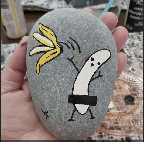 Things To Paint On Rocks, Cute Rock Painting Ideas, Rock Animals, Funny Rock, Paint Rocks, Stone Art Painting, Easy Canvas, Summer Scrapbook, Painted Rocks Craft