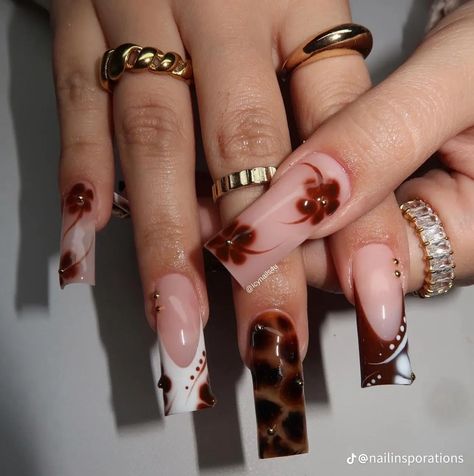 Wine Acrylic Nail Designs, Tortoise French Nails, Xs Square Nails, Long Brown Acrylic Nails, Brown Nail Inspiration, Classy Nails Design Ideas, Brown And Cream Nails, Mocha Nails Design, Tan Nails Design