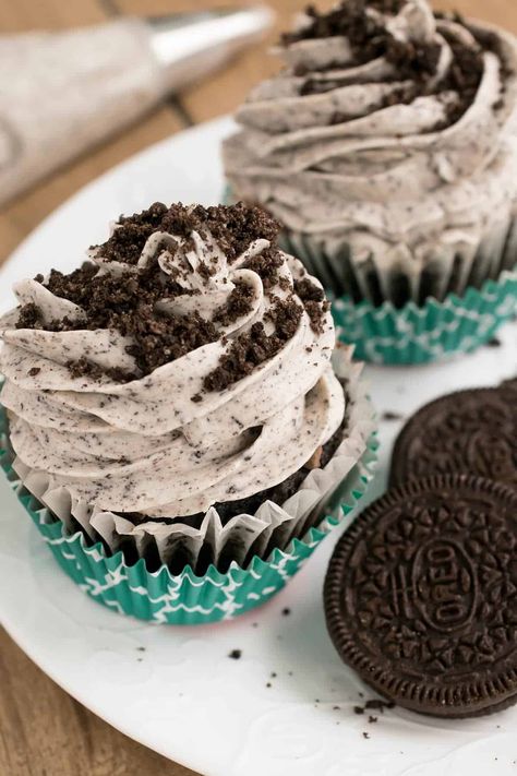 Oreo Cream Cheese Frosting, Oreo Icing, Oreo Cream Cheese, Cupcakes Oreo, Cookies And Cream Frosting, Cream Cheese Oreo, Cookie And Cream Cupcakes, Oreo Frosting, Oreo Buttercream