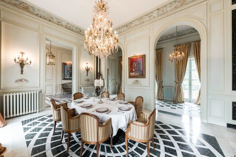 Kitchens In France, Parisian Apartment Aesthetic, Parisian Dining Room, European Homes, France Luxury, Parisian Interior, Contemporary Light Fixtures, European House, Black And White Tiles