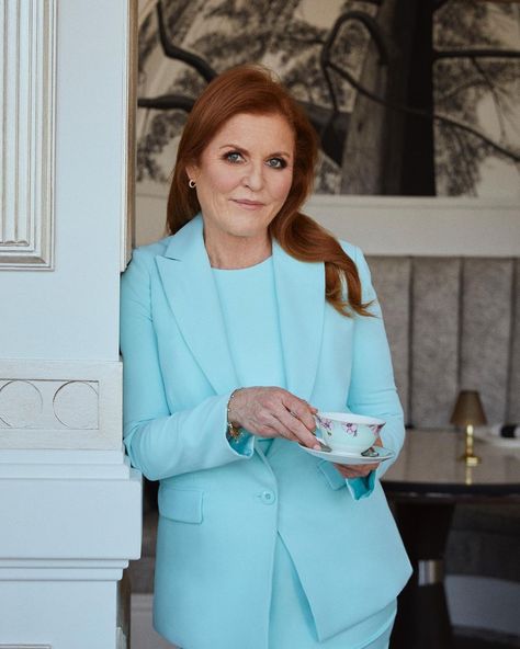 Sarah Ferguson (Fergie) on Instagram: “I take tea everywhere I go. I found out while researching for my next novel that Queen Victoria did too. - Photo: @katrinalawsonjohnston” Prince Andrew And Fergie, Fergie Ferguson, Sarah Duchess Of York, British Royal Families, 21 June, Sarah Ferguson, Duchess Of York, Princess Eugenie, Prince Andrew