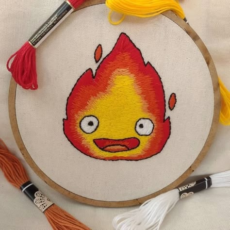 Calcifer Embroidery, Embroidery Anime Ideas, Anime Embroidery Ideas, Studio Ghibli Embroidery, Totoro Cross Stitch, Miyazaki Anime, Anime Cross Stitch, Simpul Makrame, Embroider Ideas