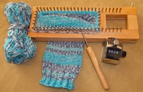 Loom Knitting Sock Patterns Free, Sock Loom Patterns Free, Sock Loom Patterns, Loom Socks, Sock Loom, Loom Tutorials, Loom Board, Loom Knitting Tutorial, Knitting Board