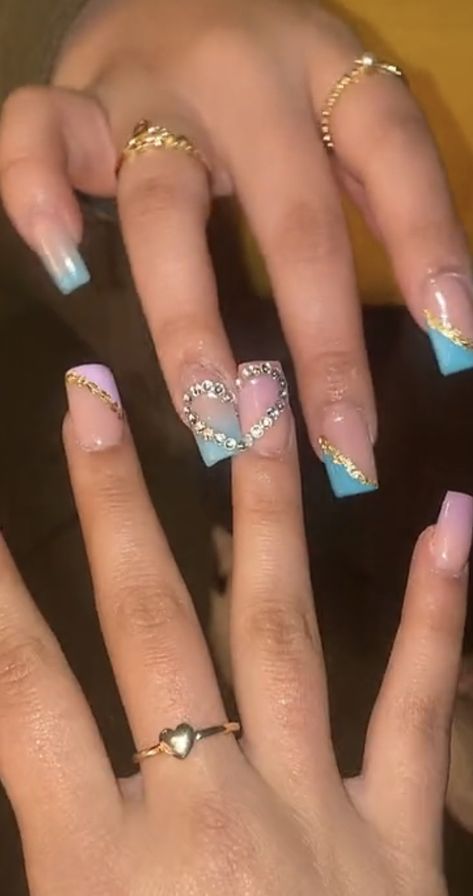 Matching Bsf Nails French Tip, Nails For Two Friends, Best Friend Heart Nails, Matching Acrylic Nails With Best Friend Coffin, Matching Nails With Your Best Friend, Nails Acrylic Matching Bff, Twin Nails With Bestie, Bsf Nails Matching Heart, Cute Gender Reveal Nails