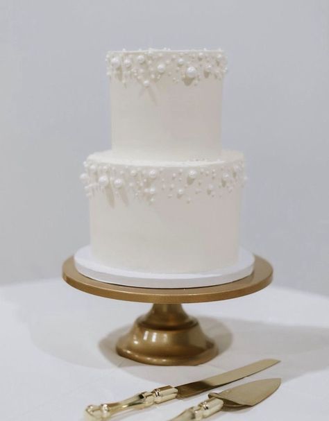 White Pearl Cake Birthday, Small Wedding Cake With Pearls, Small Modern Wedding Cake, 2 Layer Wedding Cake, Simple Wedding Cake 2 Tier, Plain White Wedding Cake, Simple Two Tier Wedding Cake, Plain Wedding Cake, Wedding Cake With Pearls