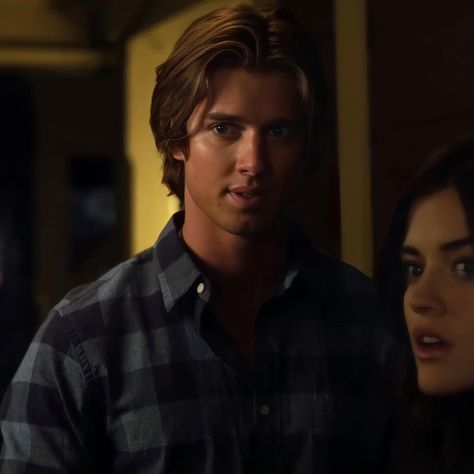 Jason Dilaurentis Icons, Drew Van Acker Pretty Little Liars, Jason Pretty Little Liars, Baddie Books, Pll Characters, Jason Dilaurentis, Drew Van Acker, Van Acker, Character Icons