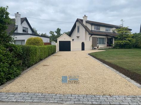 Gravel Driveway with Granite Cobbles for Apron in Sutton, Dublin https://www.selectpaving.ie/projects/gravel-driveway-with-granite-cobbles-for-apron-in-sutton-dublin/ Granite Gravel Driveway, Driveway Apron, Cobblestone Driveway, Grey Patio, Gravel Driveway, Grey Brick, Kitchen Extension, Paving Stones, After Photos