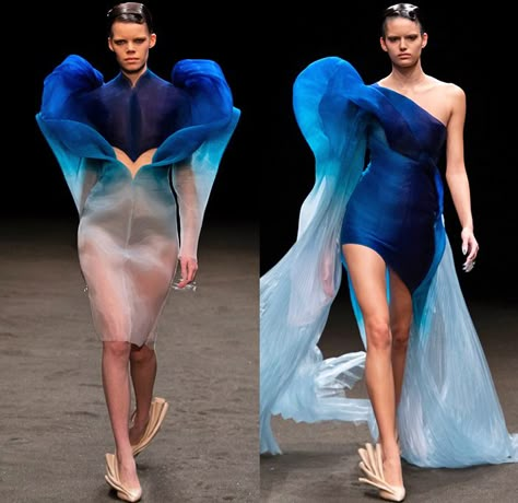 Iris van Herpen 2021 Spring Womens Runway Catwalk Looks - Haute Couture Avant Garde High Fashion - Roots of Rebirth Primordial Entangled Life Ocean Plastic Minds in Motion Crown Monofilament Threads Fins Coils Luminous Lichen Idolomantis Moon Moth Holobiont Dress Gaia Gown Undergrowth Tapestry Interlaced Branches Roots Mycelium Fungi Henosis Mantodea Entwined Lace 3D Embroidery Trompe L'oeil Mahogany Crepe Silk Liquid Copper Glass Organza Ruffles Accordion Pleats Ombré Gradient Feathers Kinetic Fashion, Ocean Clothes, Fashion Stage, Water Fashion, Design Exploration, Iris Van Herpen, Spring Couture, Organza Dress, Illustration Fashion Design