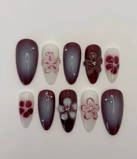 Simple Tree Nail Art, Maroon And Purple Nails, Wine Inspired Nails, Plum Colored Nails Designs, Japan Nails Design Simple, Grape Color Nails, Plum Short Nails, Dark Red Design Nails, Navy And Burgundy Nails